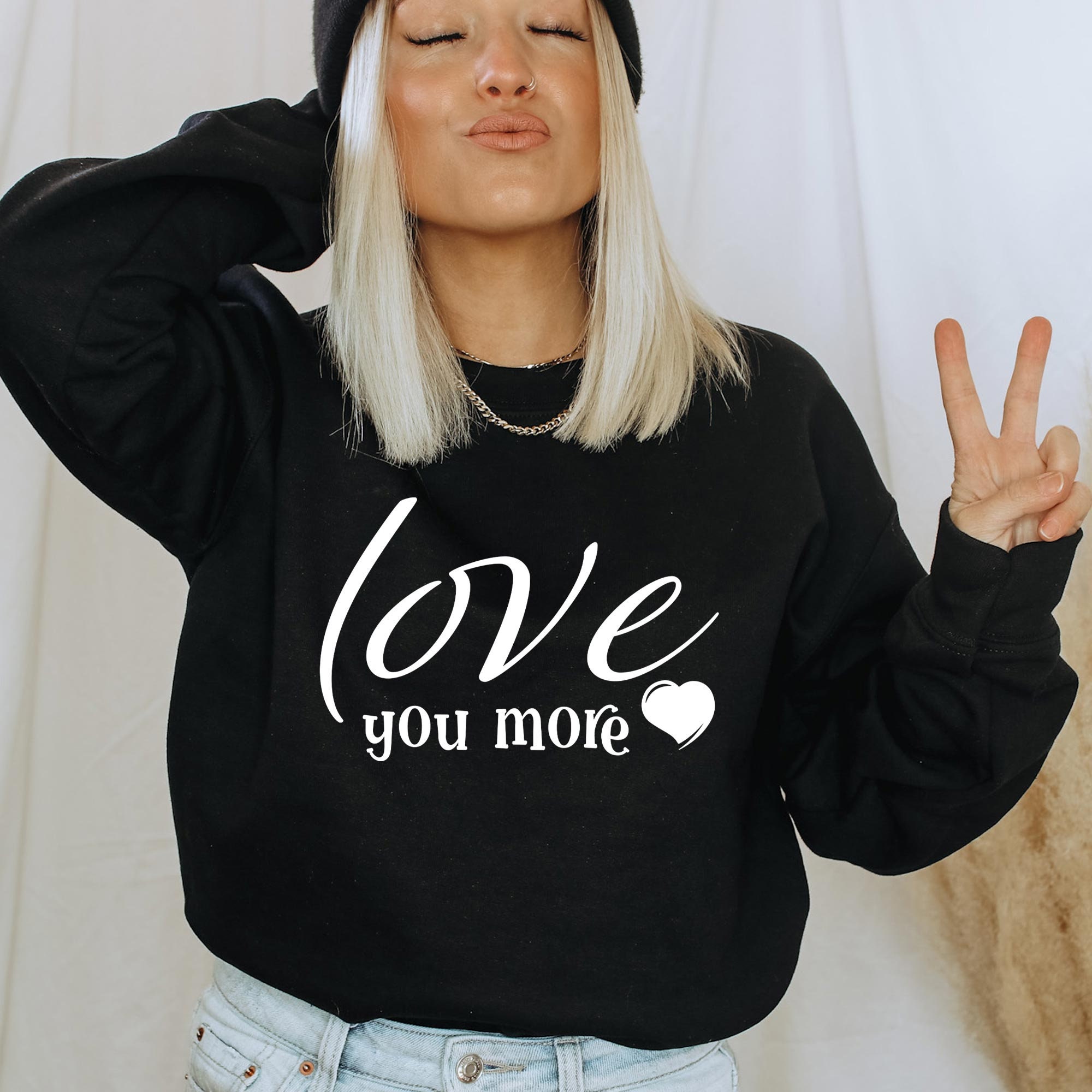 Loveyou Crop Sweatshirt