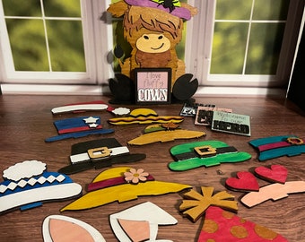 Large Highland Cow  with Interchangeable Message Tiles and Hats