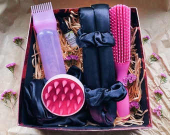 Coffret de soins capillaires, coffret de soins capillaires, coffret bien-être, coffret cadeau, soin capillaire, beauté, bien-être, amour de soi, amour de soi, huile capillaire, massage, boucles.