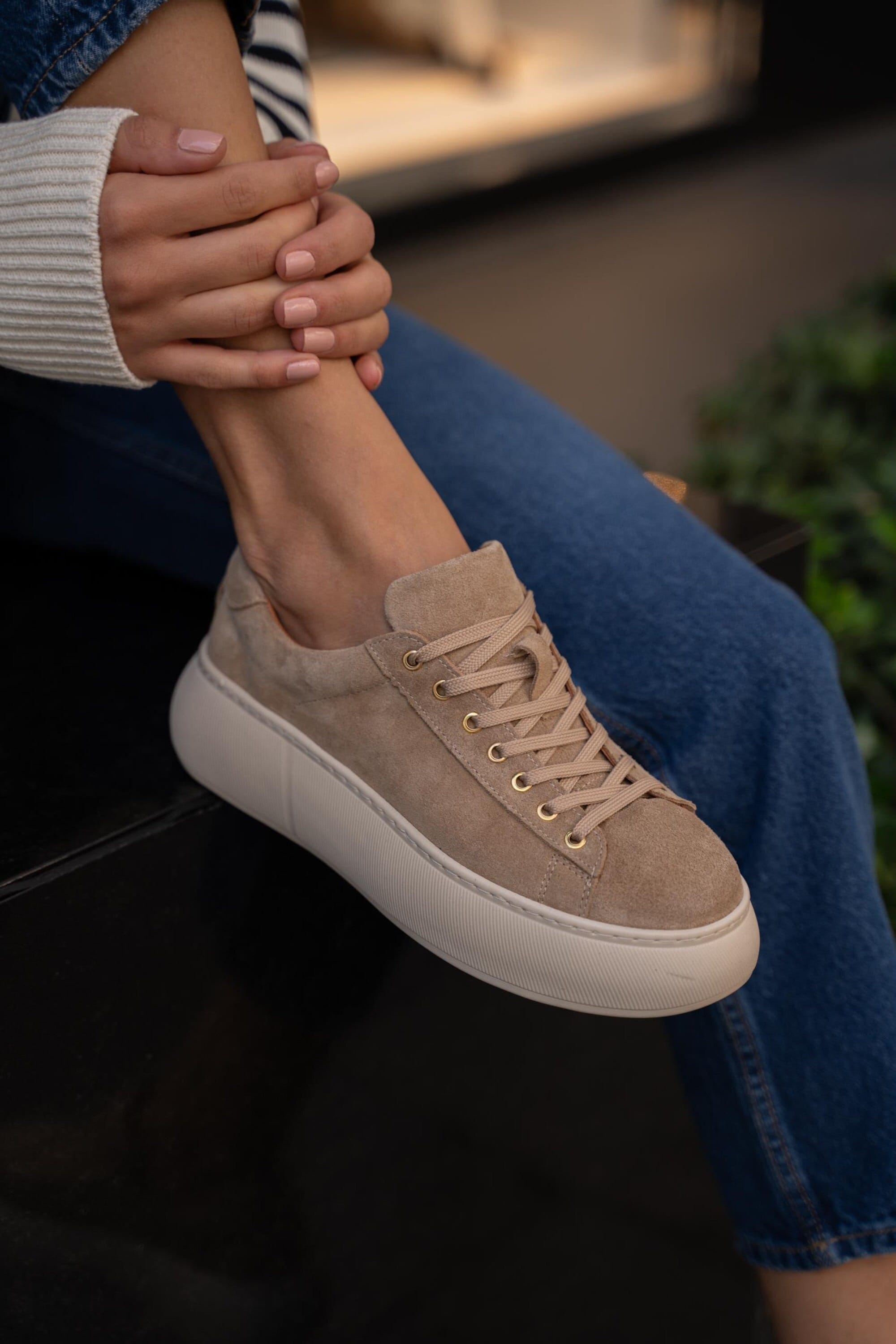 Common Projects Beige Suede Achilles Lace Up Sneakers Size 37 Common  Projects | TLC