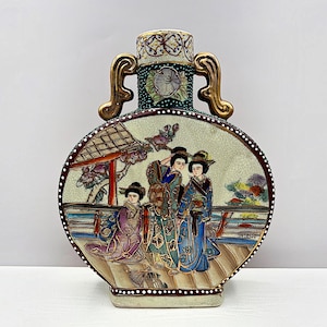 Vintage japansk Satsuma månkolvvas keramik Geisha Moriage krämfärgad flerfärgad