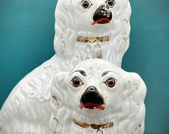 Antique Staffordshire Porcelain Dog Figurines - Pair of Collectible Figurines