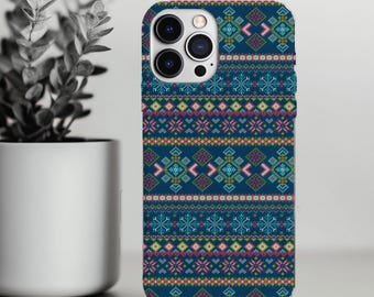 Funda nórdica navideña con estampado de suéter navideño Hygge para iPhone 17, 16 y 15, Galaxy y Pixel.