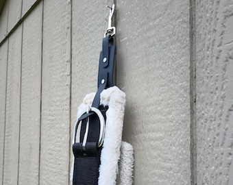 Horse Cinch Hanger, BioThane Girth Organizer, Hanging Tack Organization, Tack Room Supplies