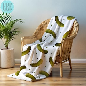 Pickle Blanket Pickle Gifts Pickle Accessories Pickle Lover Support Pickle Throw Housewarming Gift for Daughter Sofa Throw Pickle Decor