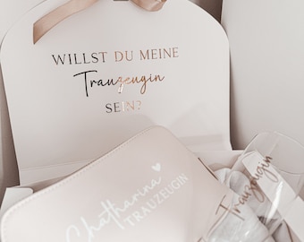 Geschenkbox „Willst du meine Trauzeugin sein? |personalisierte Clutch oder Kosmetiktasche und Sektglas | Hochzeit | Trauzeugin  | Geschenk