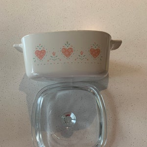 Corning Casserole Dish with Lid- Forever Yours Pattern