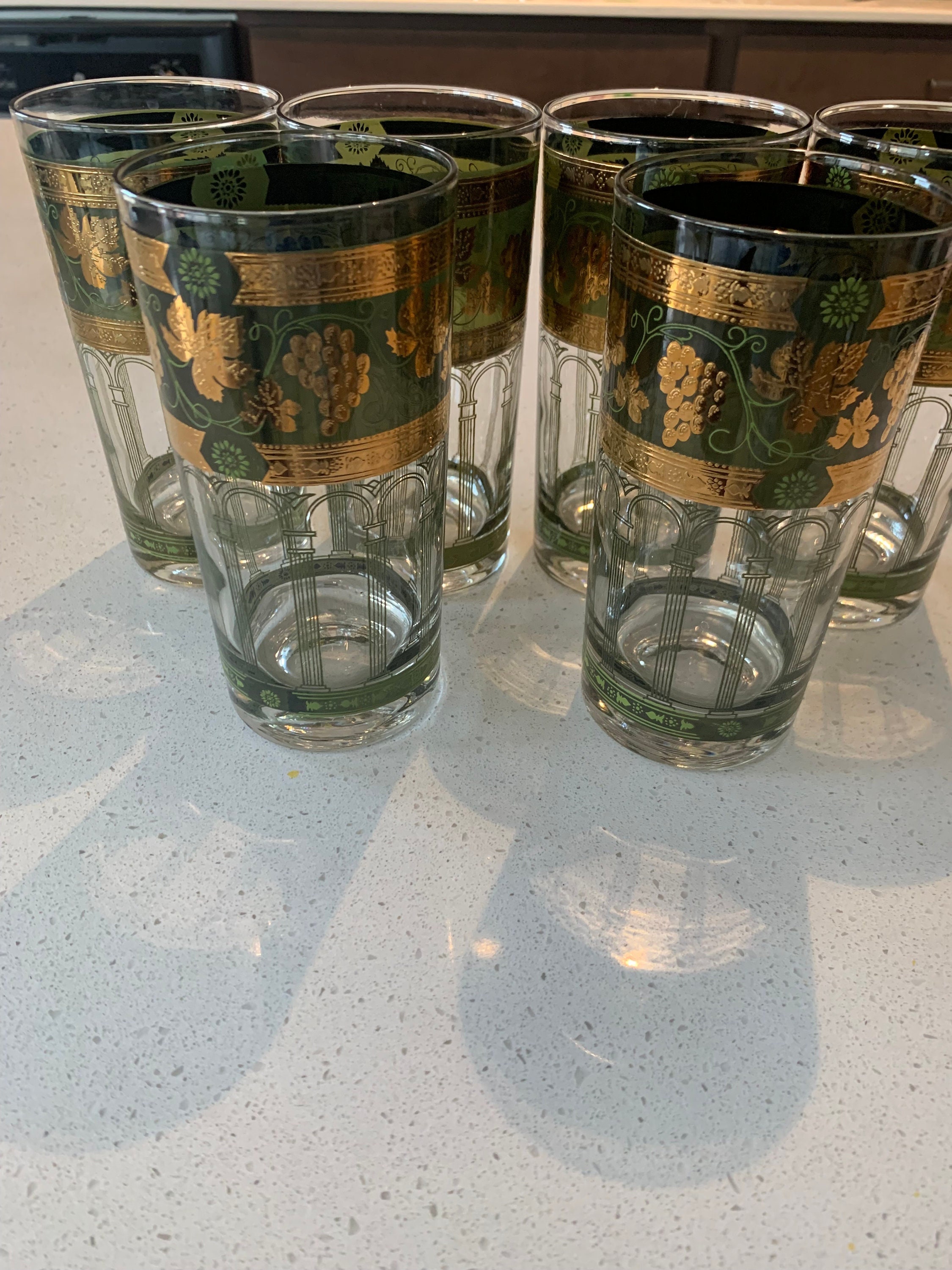 Cera Gold and Green Grapes Tumblers- set of 6