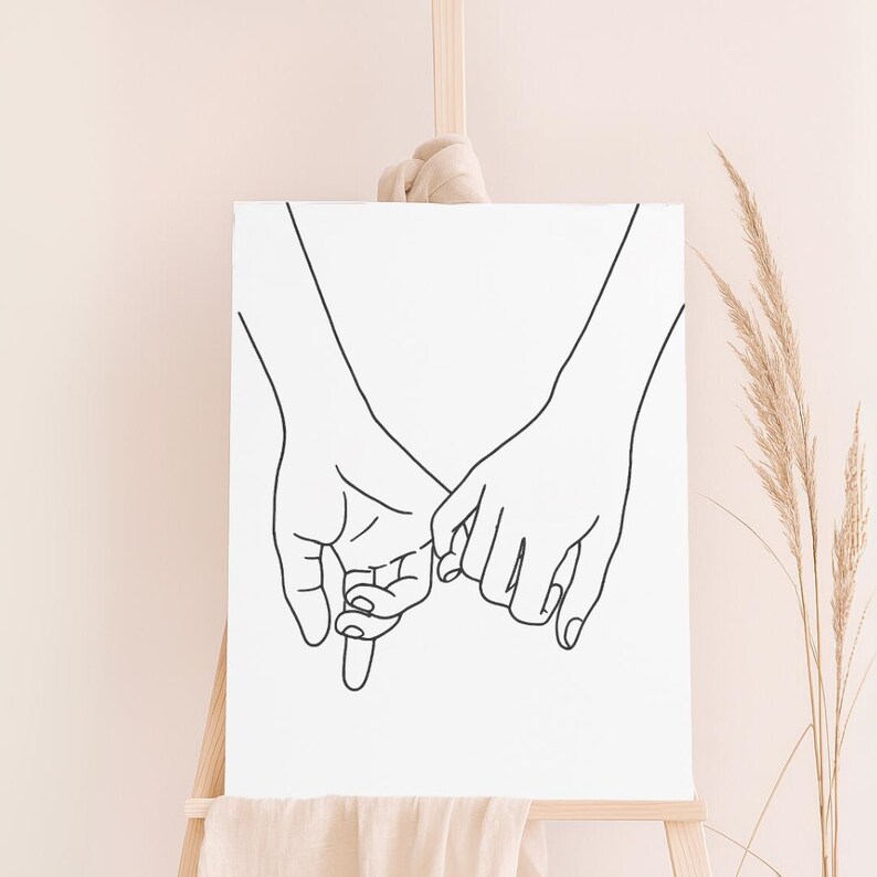 以下が含まれることがあります： 指が絡み合った2つの手を描いた線画。白黒で描かれており、白い背景に描かれている。