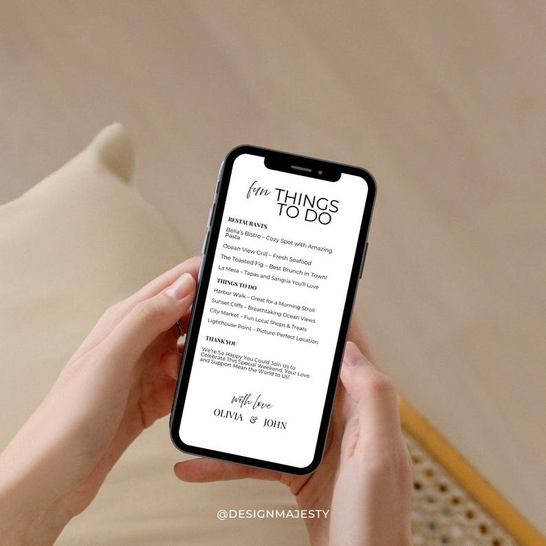 K&ouml;nnte beinhalten: Ein Smartphone zeigt eine Liste mit dem Titel "Fun Things To Do". Die Liste enth&auml;lt Restaurantempfehlungen und Aktivit&auml;ten wie Harbor Walk und Sunset Cliffs. Unten auf dem Bildschirm steht "with love, Olivia & John."