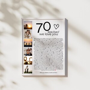 Pode incluir: Impress&atilde;o emoldurada branca com o texto "70 raz&otilde;es pelas quais te amamos" e um s&iacute;mbolo de cora&ccedil;&atilde;o. A impress&atilde;o inclui fotos de fam&iacute;lia e os nomes "Matthew, Caroline e Steve".