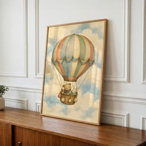 Grafika przedstawiająca balon na ogrzane powietrze w stylu vintage, dekoracja ścienna do pokoju dziecięcego, pluszowy miś króliczek (pobranie cyfrowe) zdjęcie 1