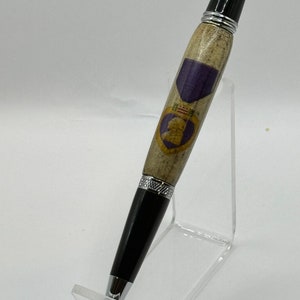 Wallstreet Series - Purple Heart auf wiedergewonnener Blue Pine