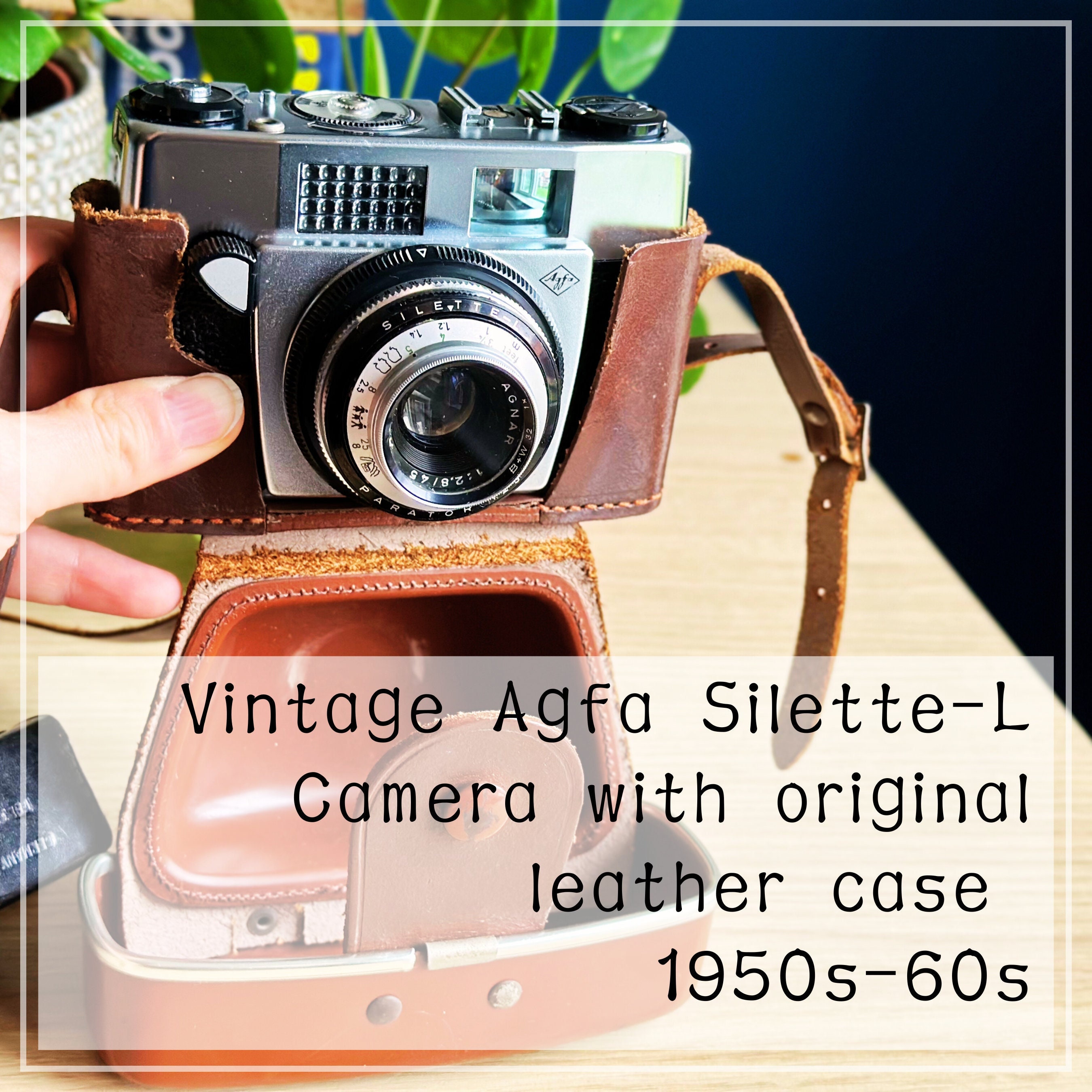 Vintage AGFA Matici Camera in Case (LOR) Vintage AGFA Matici Camera in Case (LOR)