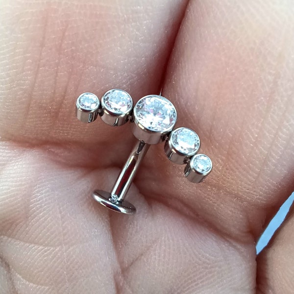 Beautiful Implant Grade Titanium Belly Bar Floating Crystal Threadless Push Fit 8mm Bar, Curved Cluster, Navel Ring, Belly Button Piercing