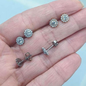 Beautiful Implant Grade Titanium Crystal Cluster Flower Earrings - Pair Studs Gold or Silver