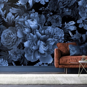 Carta da parati con fiori grandi blu, decorazione floreale da parete, poster da parete, design d'interni, rivestimento murale blu, murale vintage da staccare e attaccare