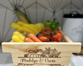 Wood Basket Customized- Harvester Garden Basket-Personalized Harvest Basket-Fruit basket-Garden gift-Vegetable basket-Modern Farm House Gift