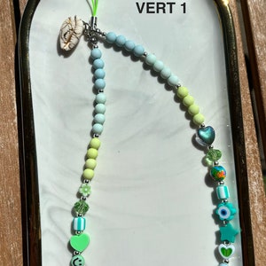 Bijoux de téléphone en perles heishi couleurs au choix personnalisables VERT 1