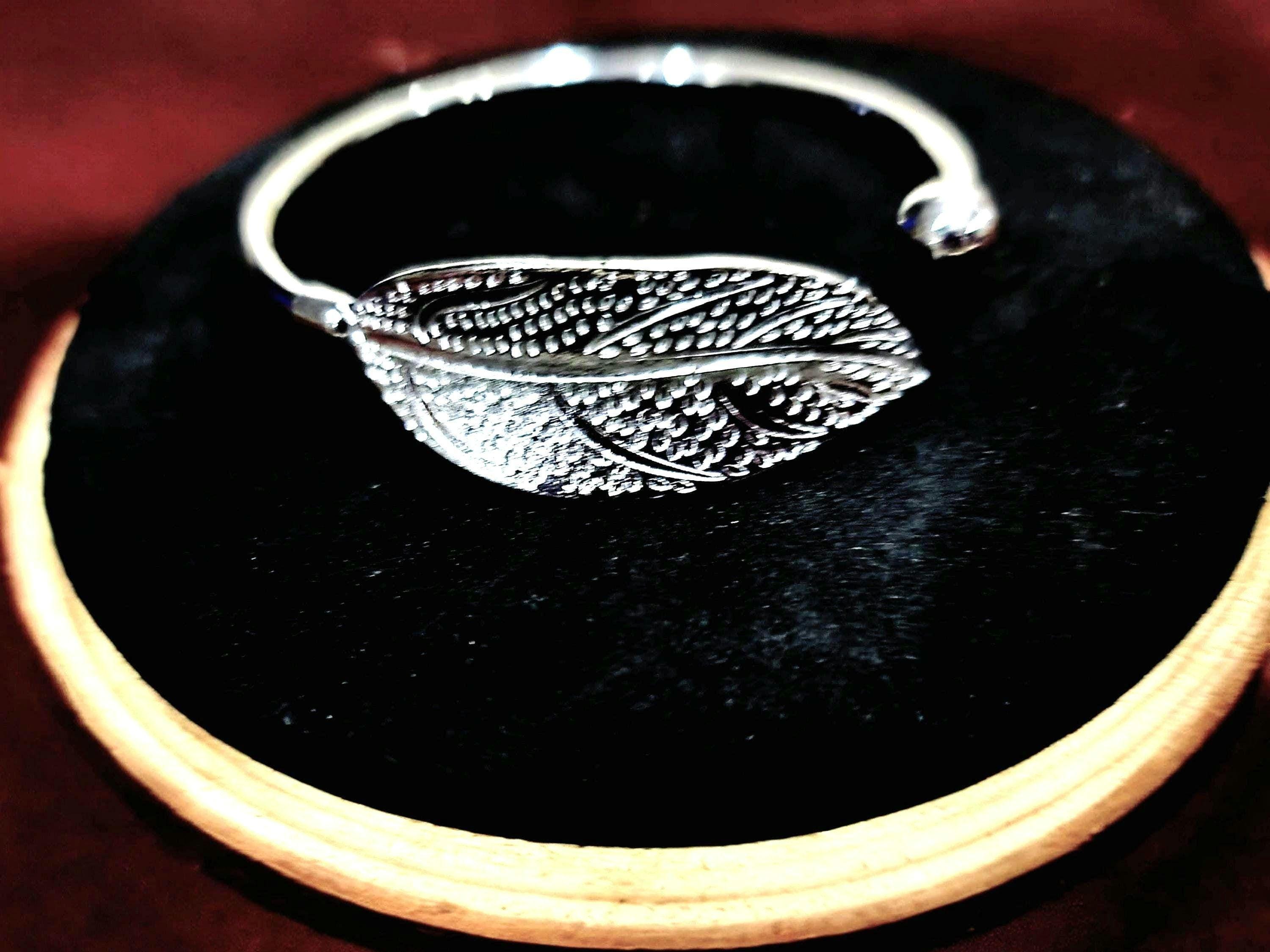 Silver Bangle Bracelet - Adjustable Leaf Design - Etsy