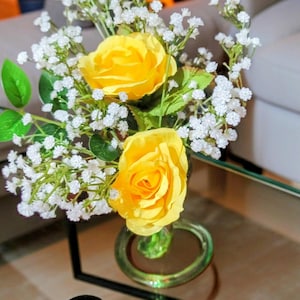 Yellow Roses Silk Arrangement – Vintage Spiral Art Glass Vase (H 12" x W 11")