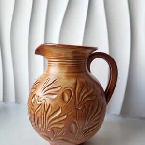Vintage Cyprus Keramik Krug handgefertigter Tonkrug signiert Moses braun glasiert