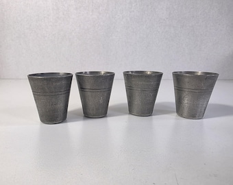 Juego de 4 vasos de chupito de peltre vintage Scandia Tenn, Suecia
