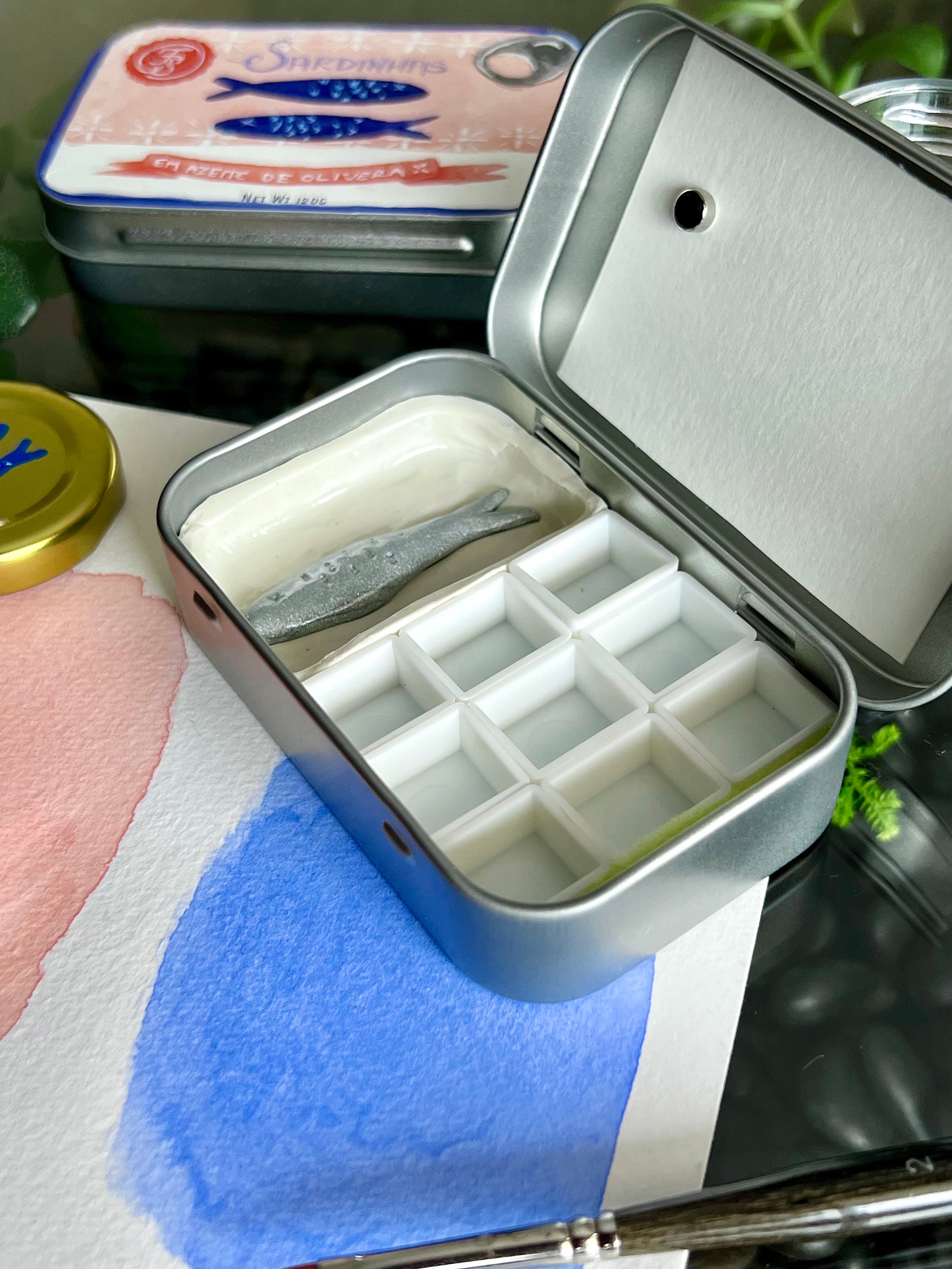 Sardine Tin Travel Watercolor Gouache Palette Portable Paint Tin