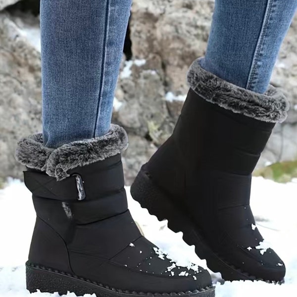 Plush Line Snow Boots