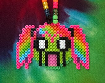 Collar Kandi Zombie Raver: Arte Rave para Llevar Hecho a Mano