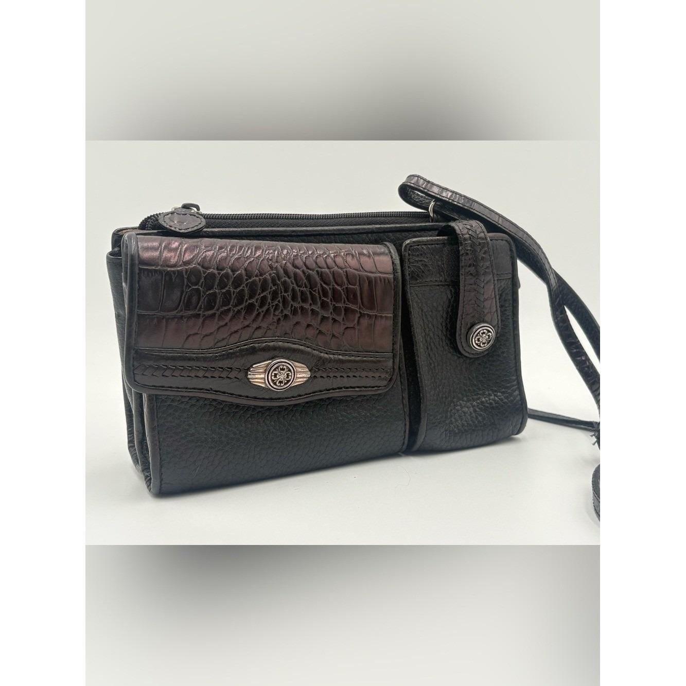 Brighton women’s vintage embossed calf skin black croc 2” wide sz small 32.5” Vintage Crossbody Brighton Black Leather Croc | Mercari main image 4