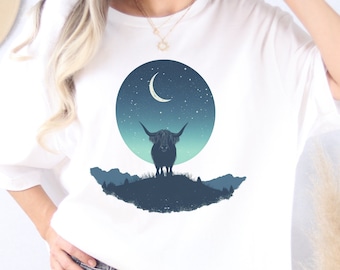 Highland Cow Shirt Farm Animal Graphic Tee Gift Ideas for Homesteader and Farmer Him Her Unisex Jersey Short Sleeve T-Shirt