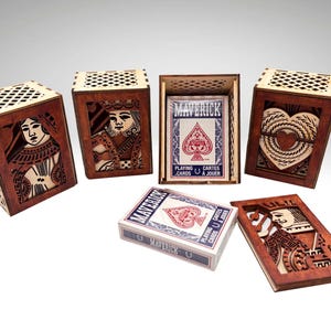 Handgemaakte houten pokerkaartendoos | Gratis spel kaarten | Gratis gravure | Gelaagd hout | Cadeau voor hem | Cadeau voor haar | Vaderdagcadeau