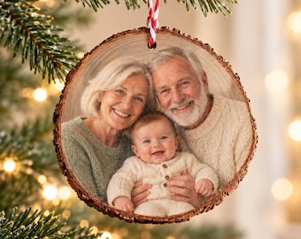 Weihnachtsanhänger, Oma Opa Geschenk, Erstes Weihnachten, Foto auf Holz, Enkelbild Andenken, Kiefer Naturdeko, doppelseitig personalisiert