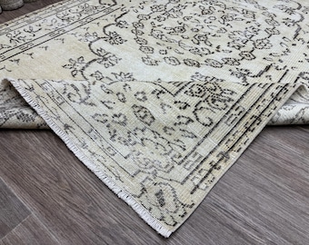 5x8 Vintage Turkish Oushak Rug: Hand-Knotted Wool, Beige Brown Rug