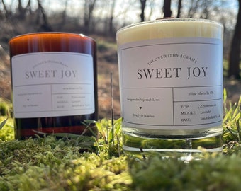 Sweet Joy - aromatherapy soy wax candle with wooden wick and essential oils • lemony, sweet scent