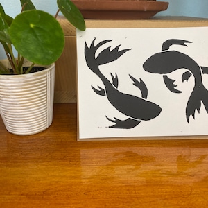 Handgemaakte koikaart, linosnede, koivis, wenskaart, originele linosnede, Moederdagkaart, originele kunst, viskunst, dierlijke kunst