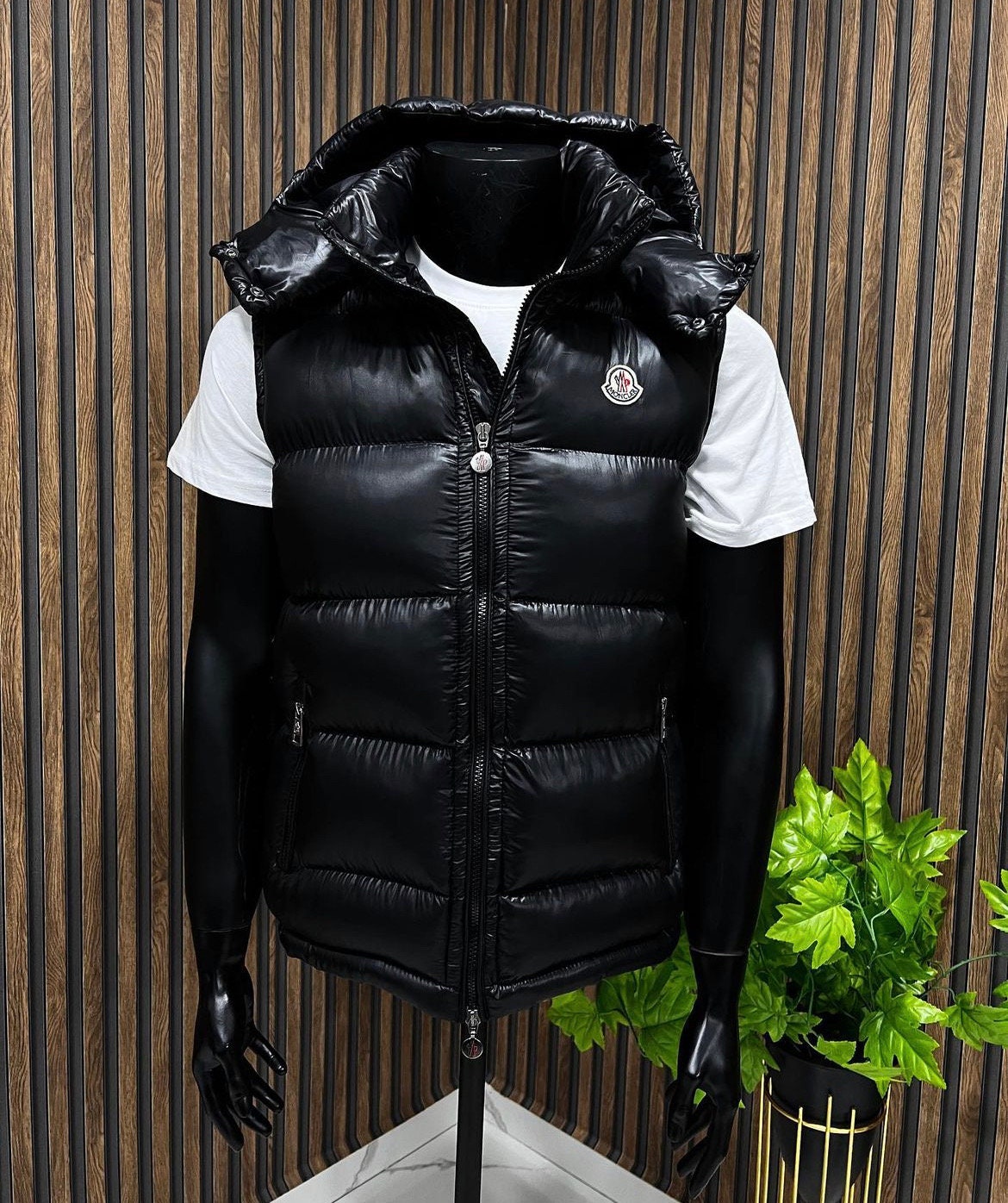Moncler vest dhgate hot sale