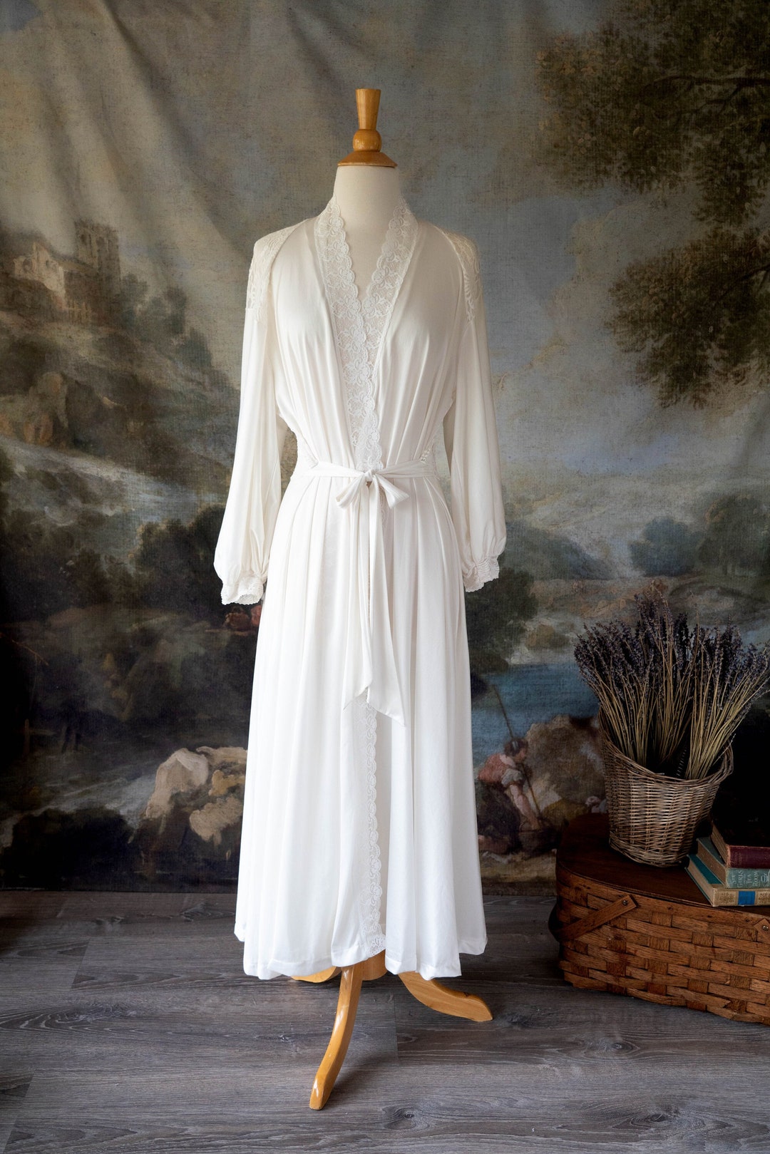 Retro White Robe Vintage 70s Olga Long White Robe With Full Lace Back - Etsy