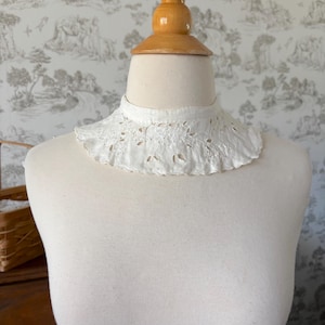 Set of 2 Antique Lace Collars: Victorian/Edwardian 1890s-1910s High Neck, Ruffles, Embroidery image 11