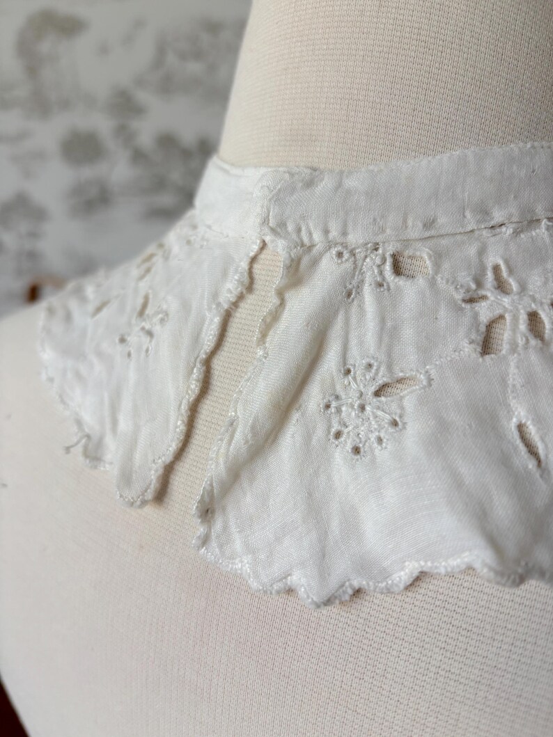 Set of 2 Antique Lace Collars: Victorian/Edwardian 1890s-1910s High Neck, Ruffles, Embroidery image 12