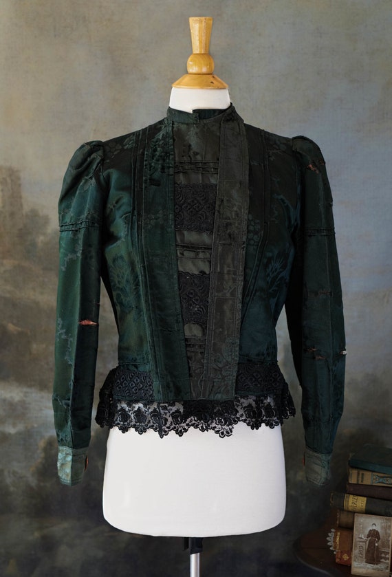 Antique Victorian/Edwardian Green Silk Top Histori