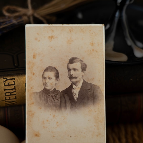 Antique Victorian 1890s Photograph CDV Carte de Visite of Couple 1800s