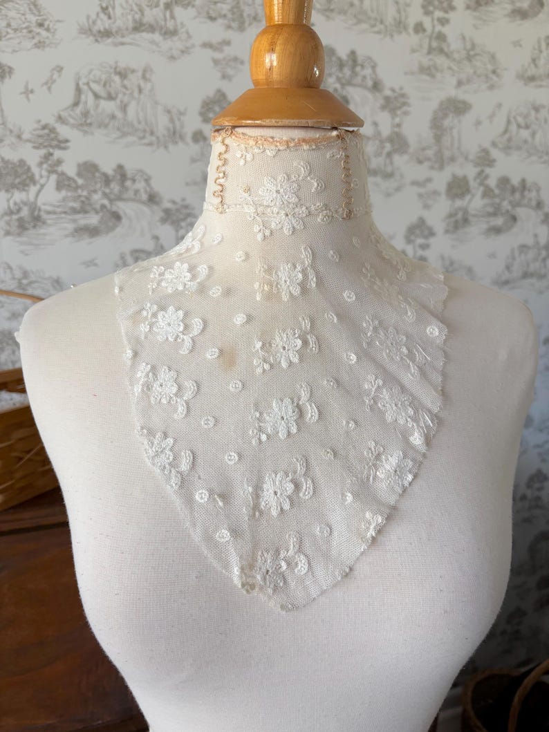 Set of 2 Antique Lace Collars: Victorian/Edwardian 1890s-1910s High Neck, Ruffles, Embroidery image 8