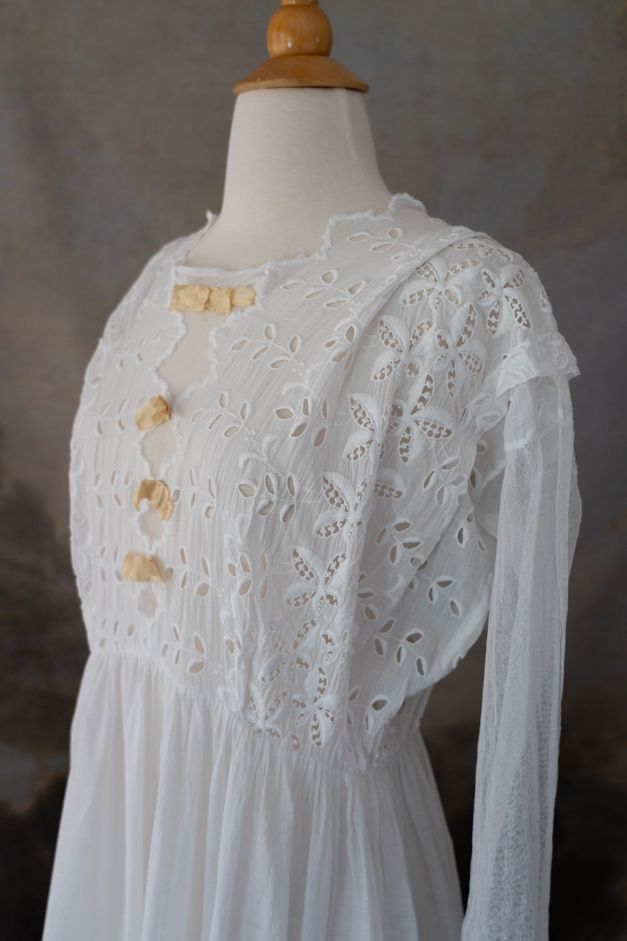mame　Leaver Lace Classical Dress Antique Late 1910s Lace Dress Edwardian White Tea Dress
