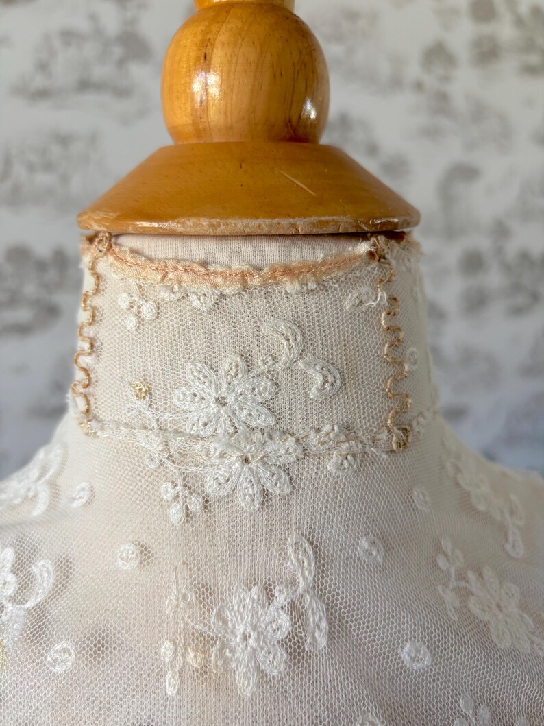 Set of 2 Antique Lace Collars: Victorian/Edwardian 1890s-1910s High Neck, Ruffles, Embroidery image 6