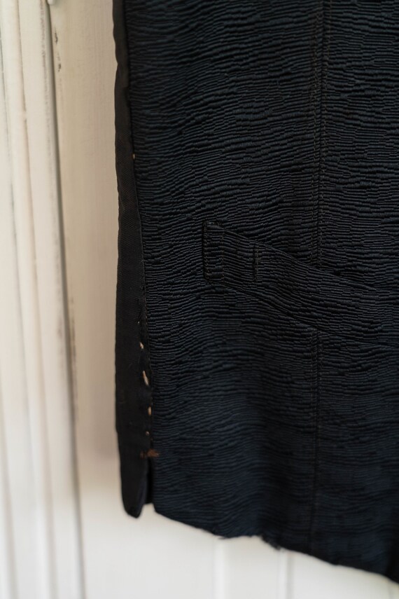 Dated 1920 Mens Black Worsted Wool & Silk Back & Interior Vest