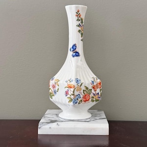 Vintage Aynsley &quot;Cottage Garden&quot; Porcelain Bud Vase 7 1/4&#39;