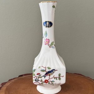 Vintage Aynsley Bud Vase 7 1/4&quot; Flowers and Bird Design Pembroke Reproduction of 18th Century Design Bone Ching