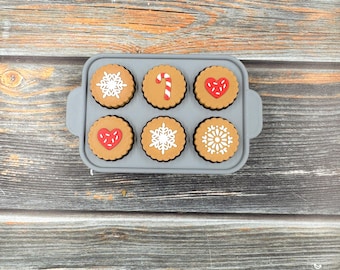Gingerbread Family Tin 3D Printed Clicker Fidget
